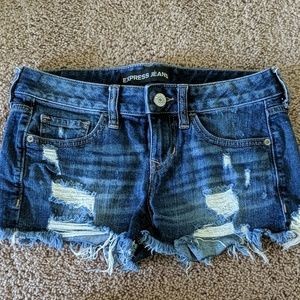 Express distressed denim shorts. 00